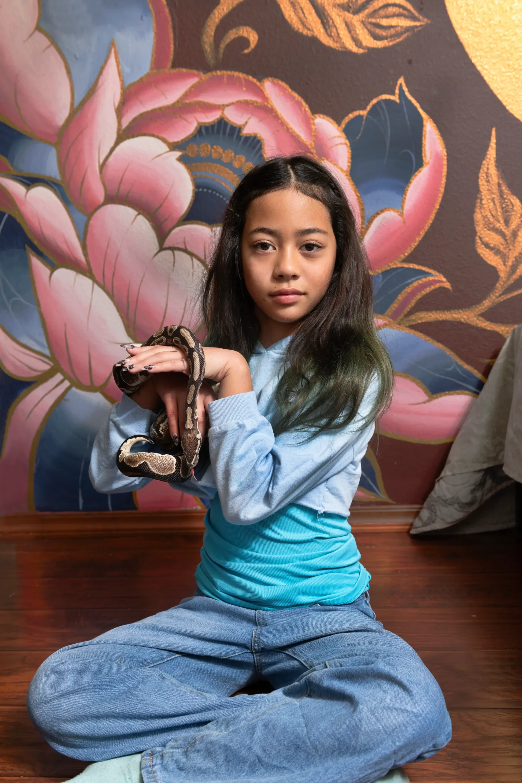 Kahaia A_143_kl-Edit Kahaia with snake